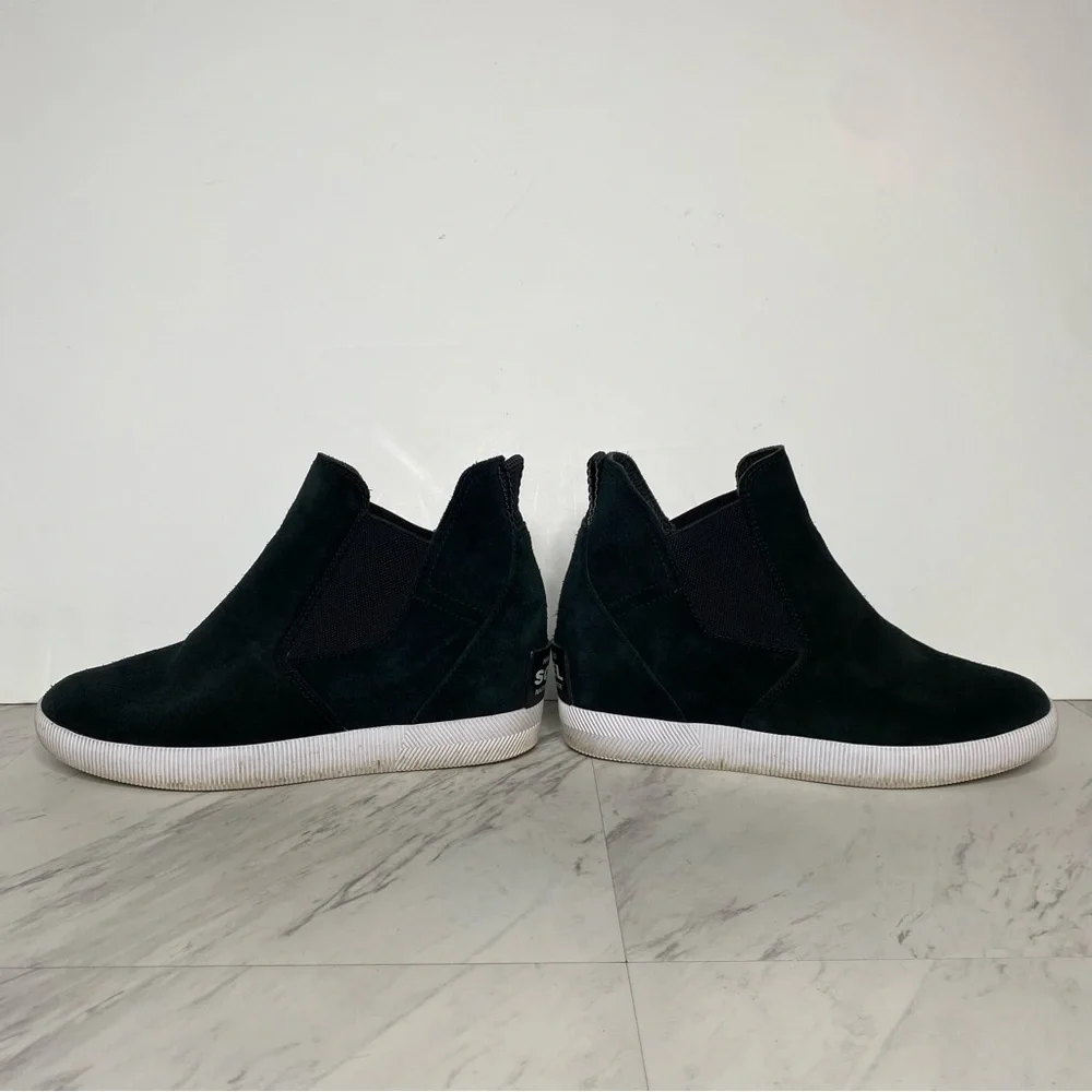 Sorel Out N About Slip On Wedge Black Suede Bootie 9
